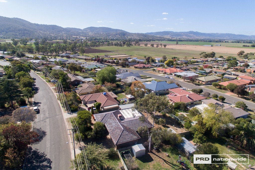 3 Graham Street TAMWORTH 17