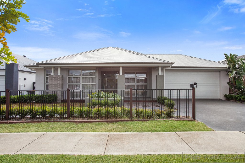 3 Grand Parade RUTHERFORD 1