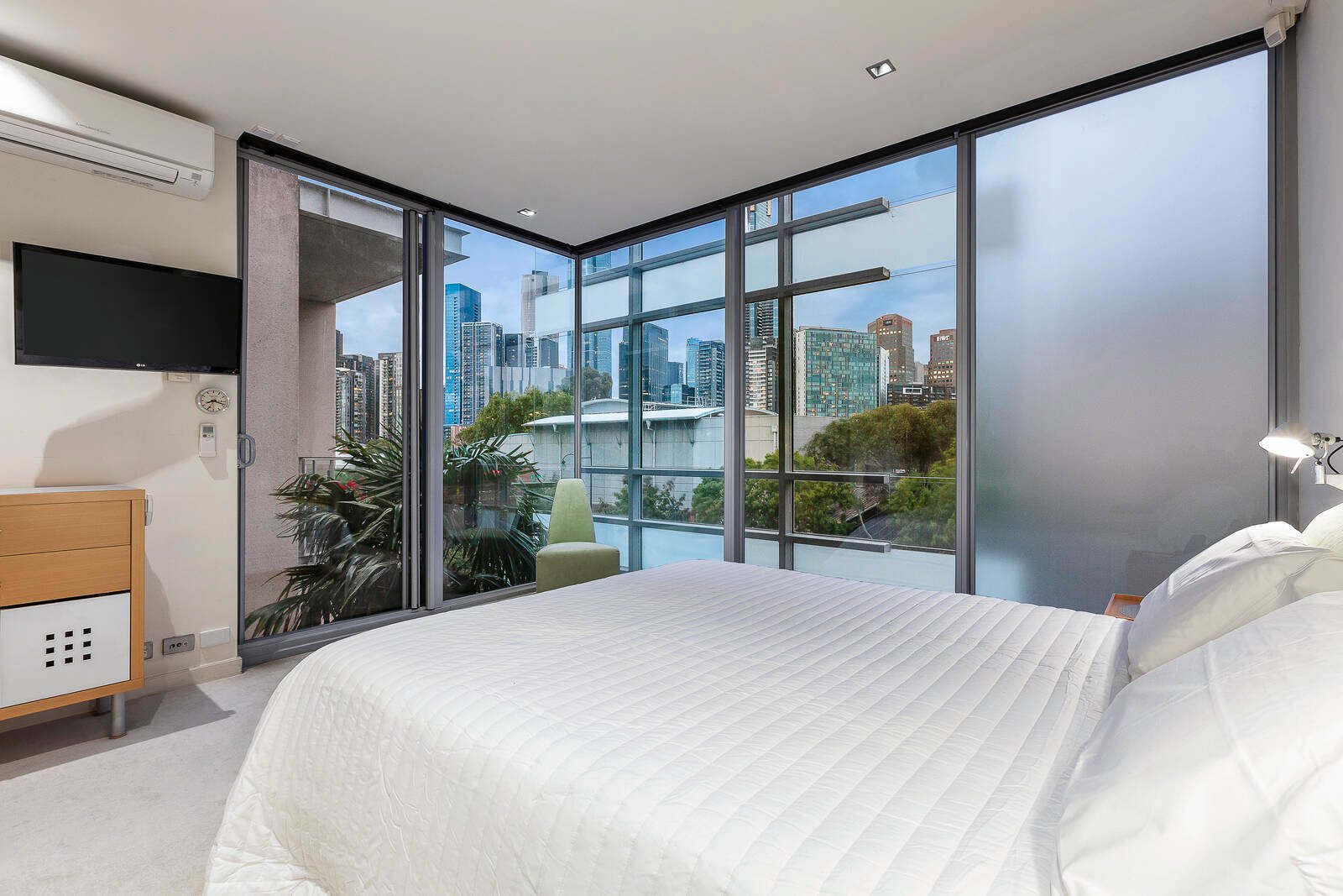 Real Estate and Property in 3 Grant Street, Southbank, VIC