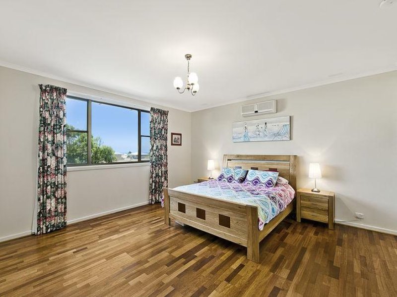 Gallery: 3 Greenways Court