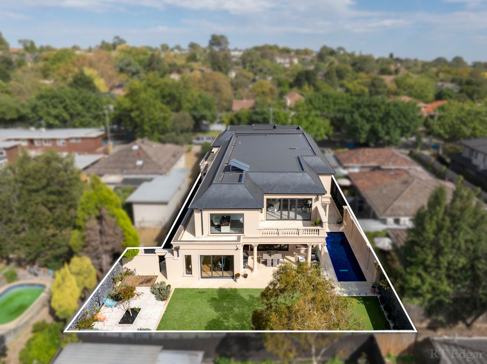 Real Estate and Property in 3 Grey Street, Balwyn, VIC