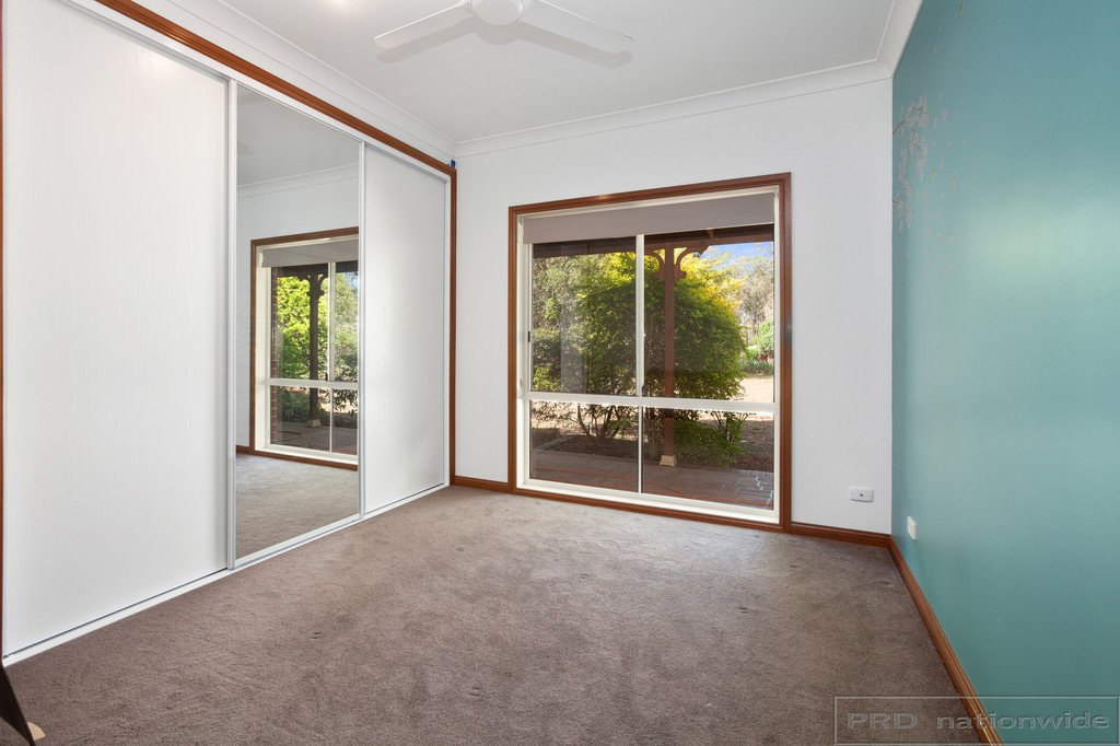 3 Grossman Place WALLALONG 25