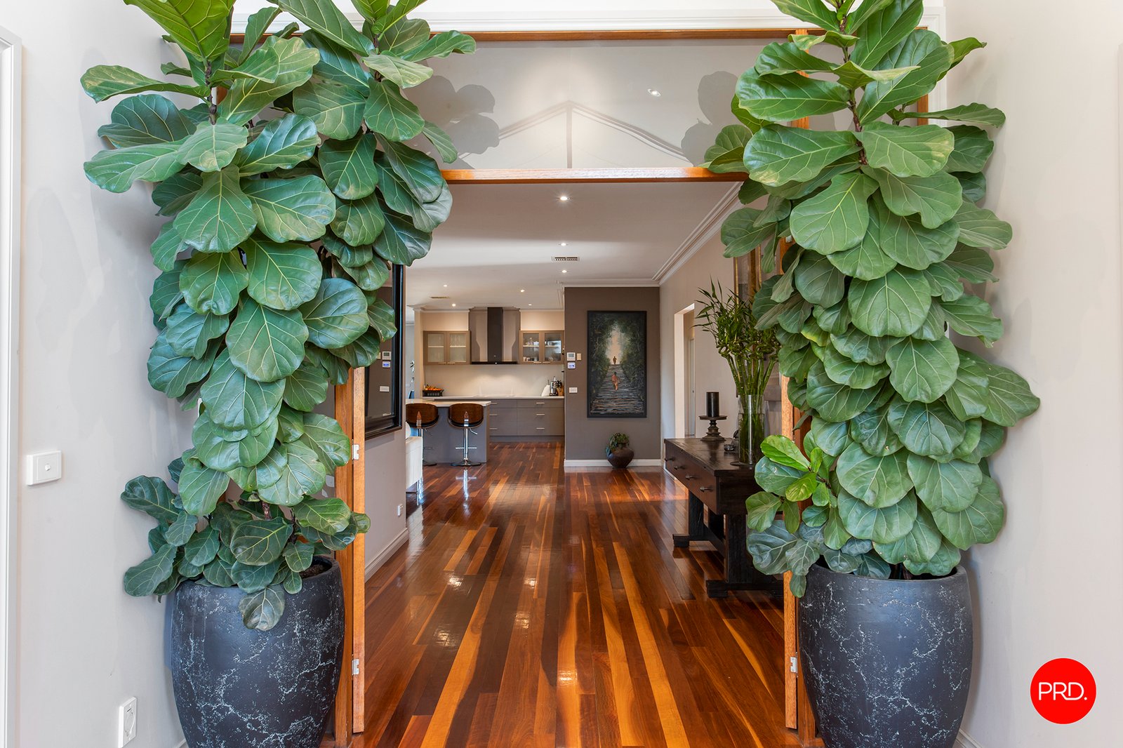 3 Hall Crescent JUNORTOUN 6