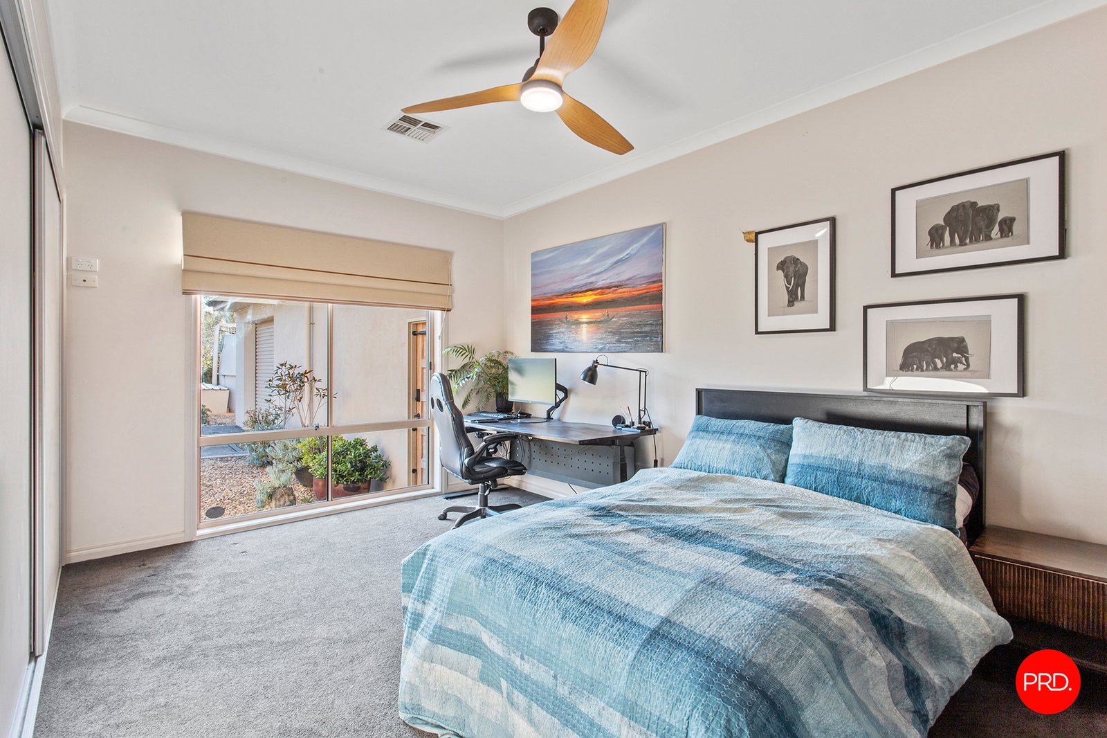 3 Hall Crescent JUNORTOUN 20