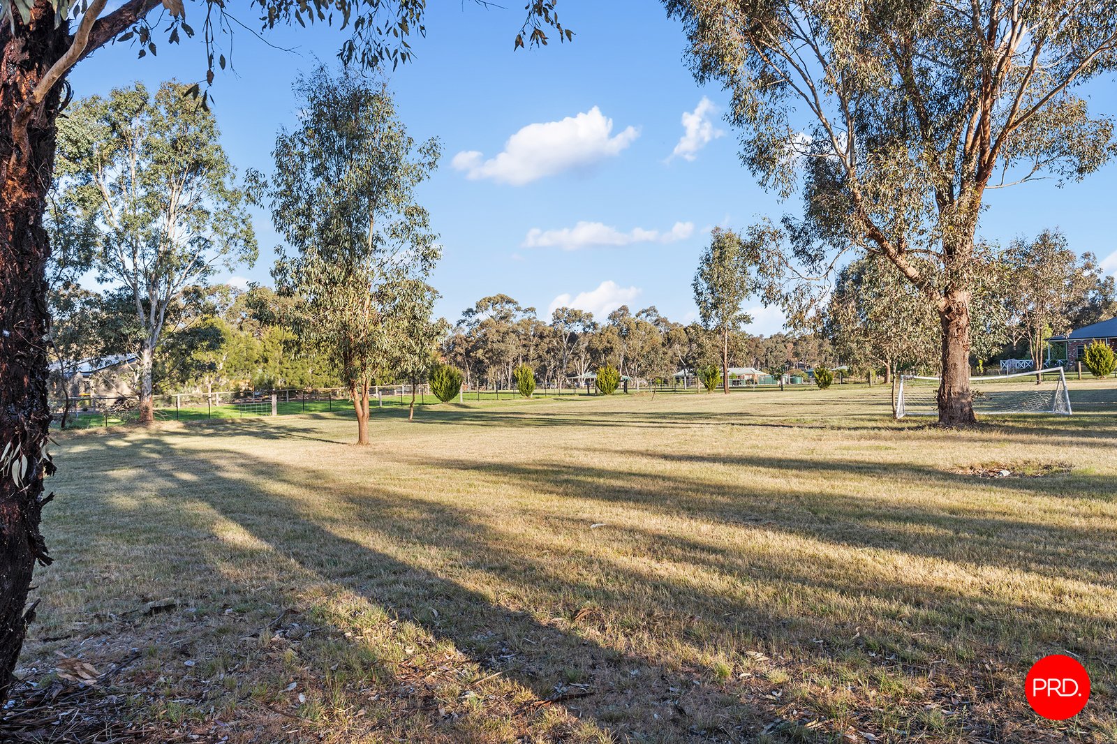 3 Hall Crescent JUNORTOUN 35