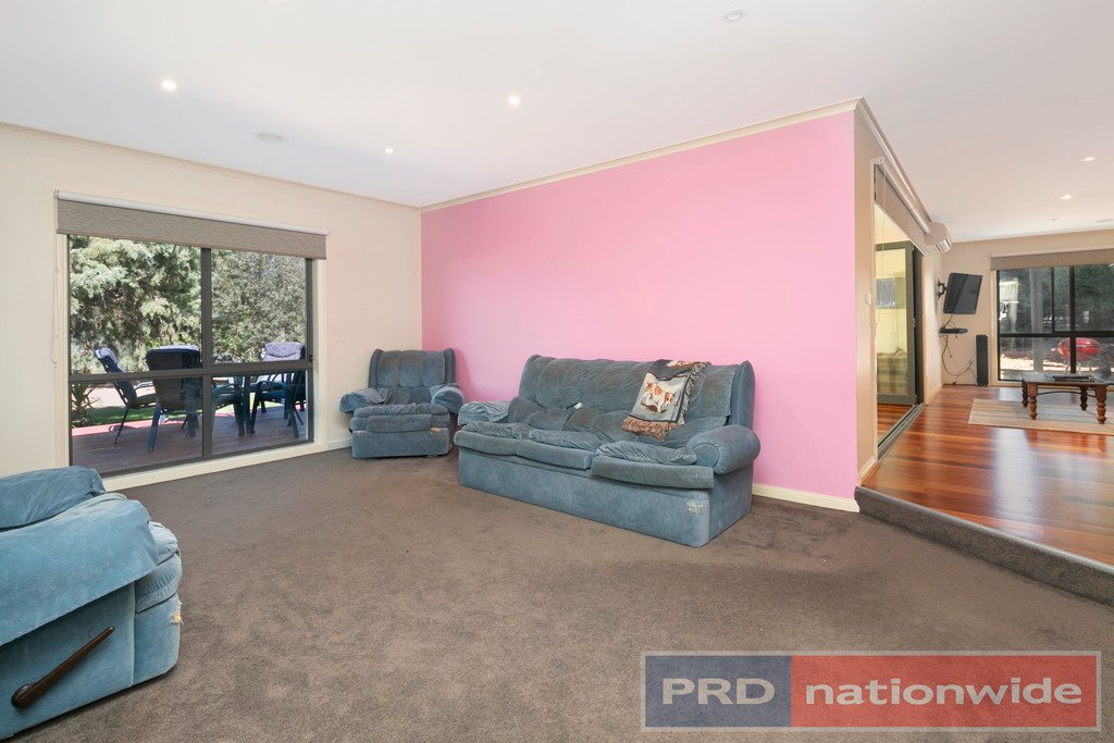 3 Hall Street BALLAN 9