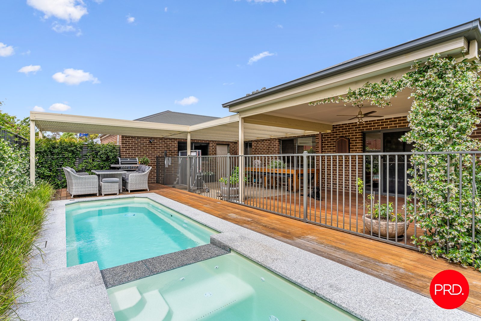 3 Hampshire Place STRATHFIELDSAYE 16