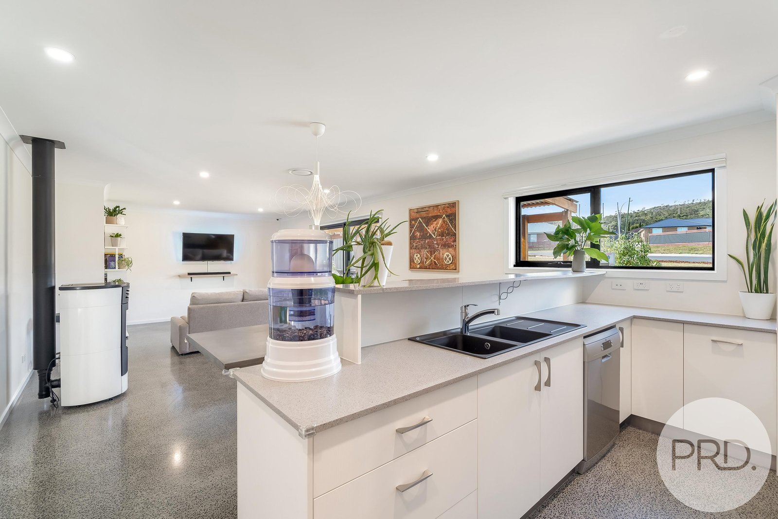 3 Harmsworth Road OAKDOWNS 1