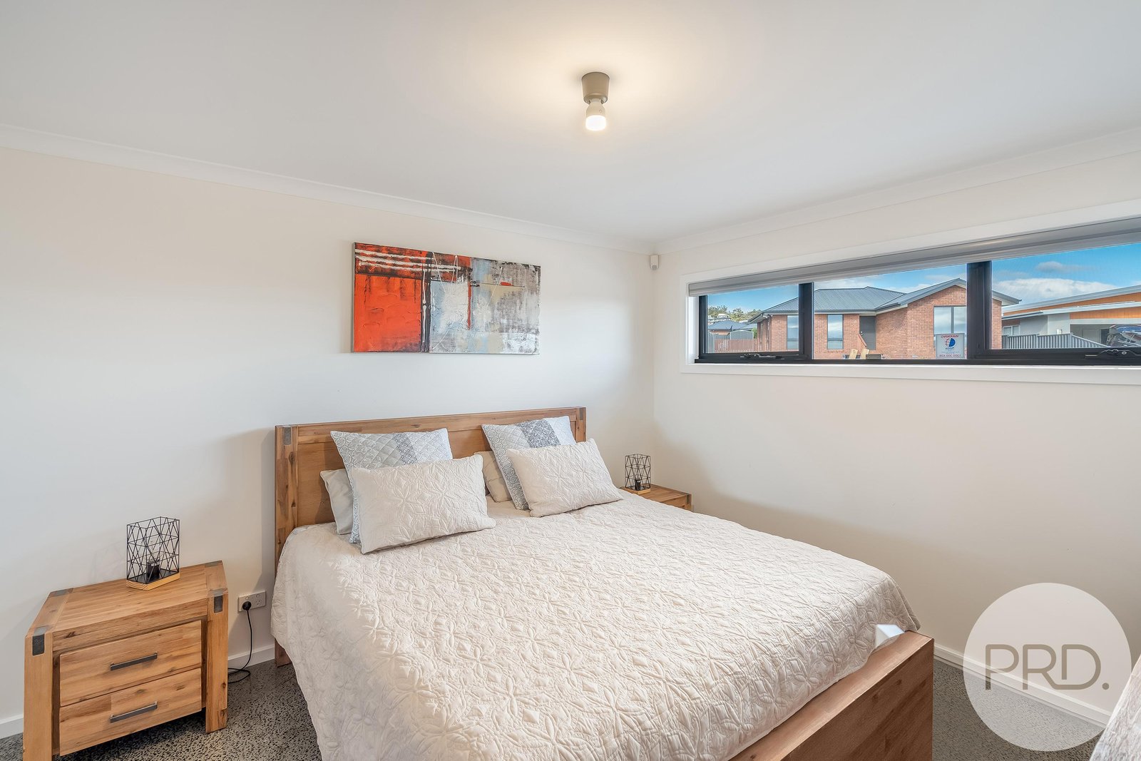 3 Harmsworth Road OAKDOWNS 17