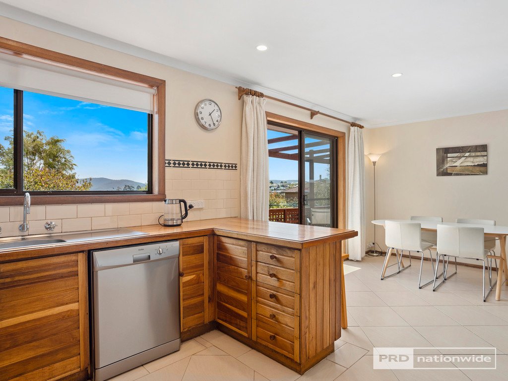 3 Hawthorn Drive KINGSTON 7