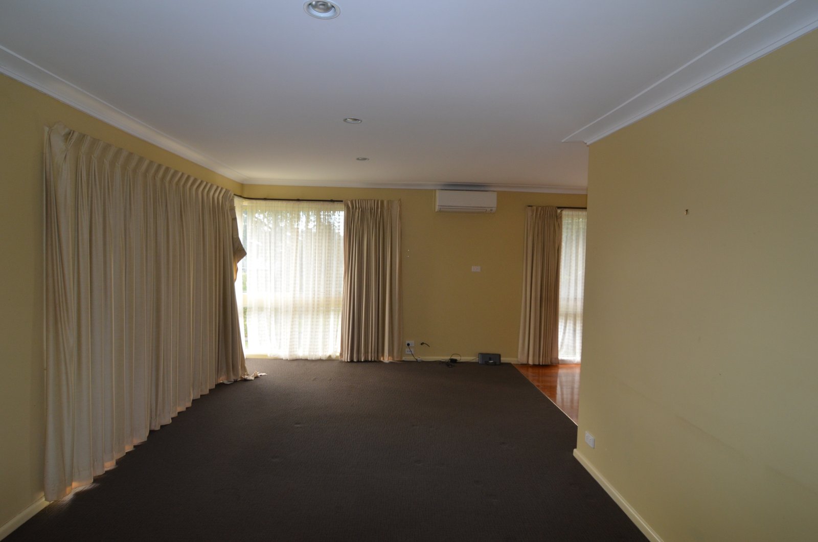 Gallery: 3 Hendricks Court