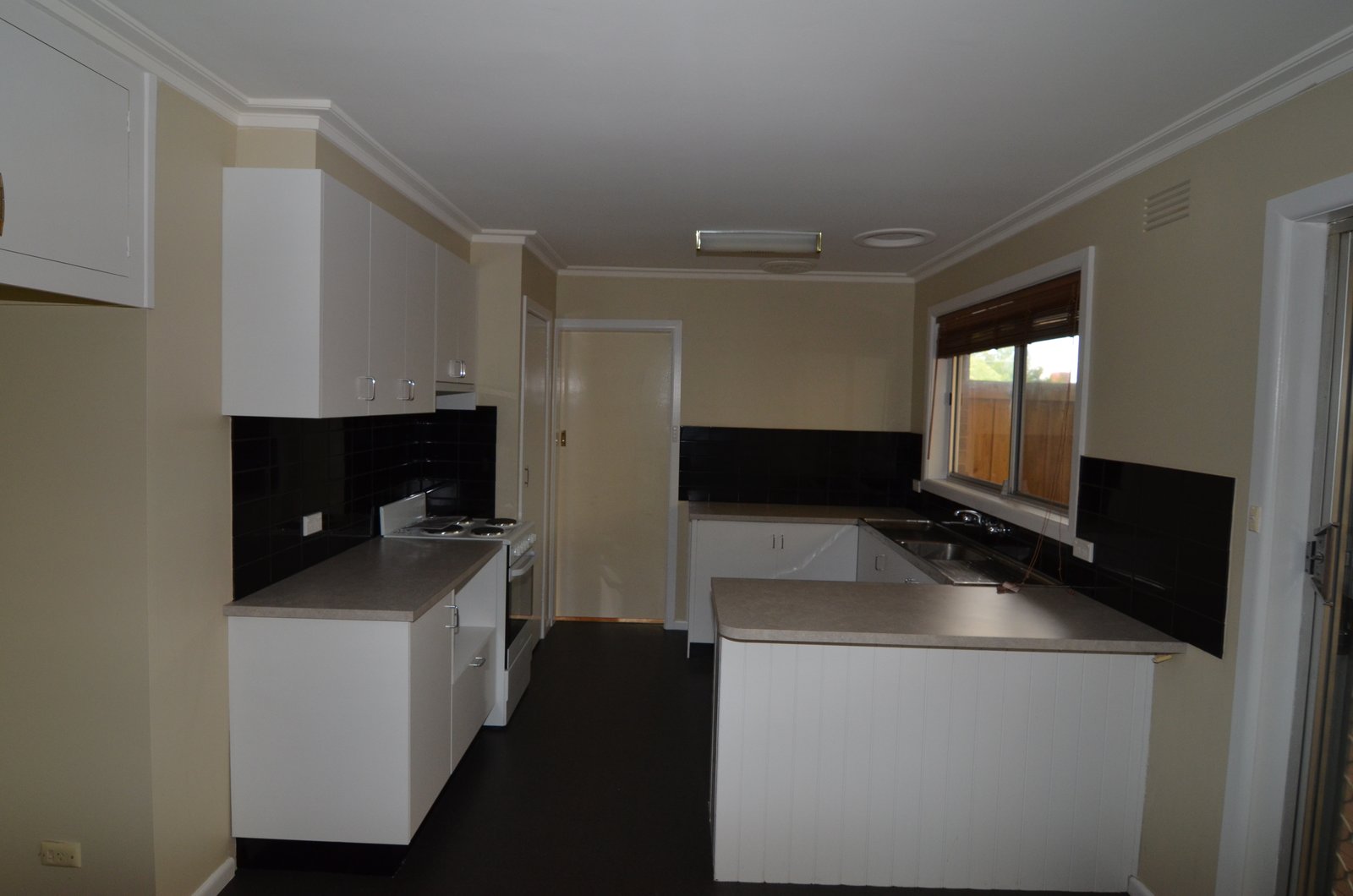 Gallery: 3 Hendricks Court