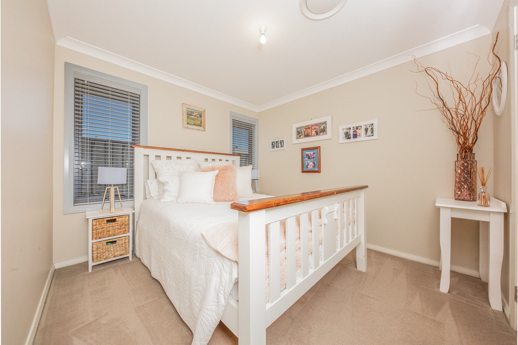 3 Hepburn Close RUTHERFORD 11