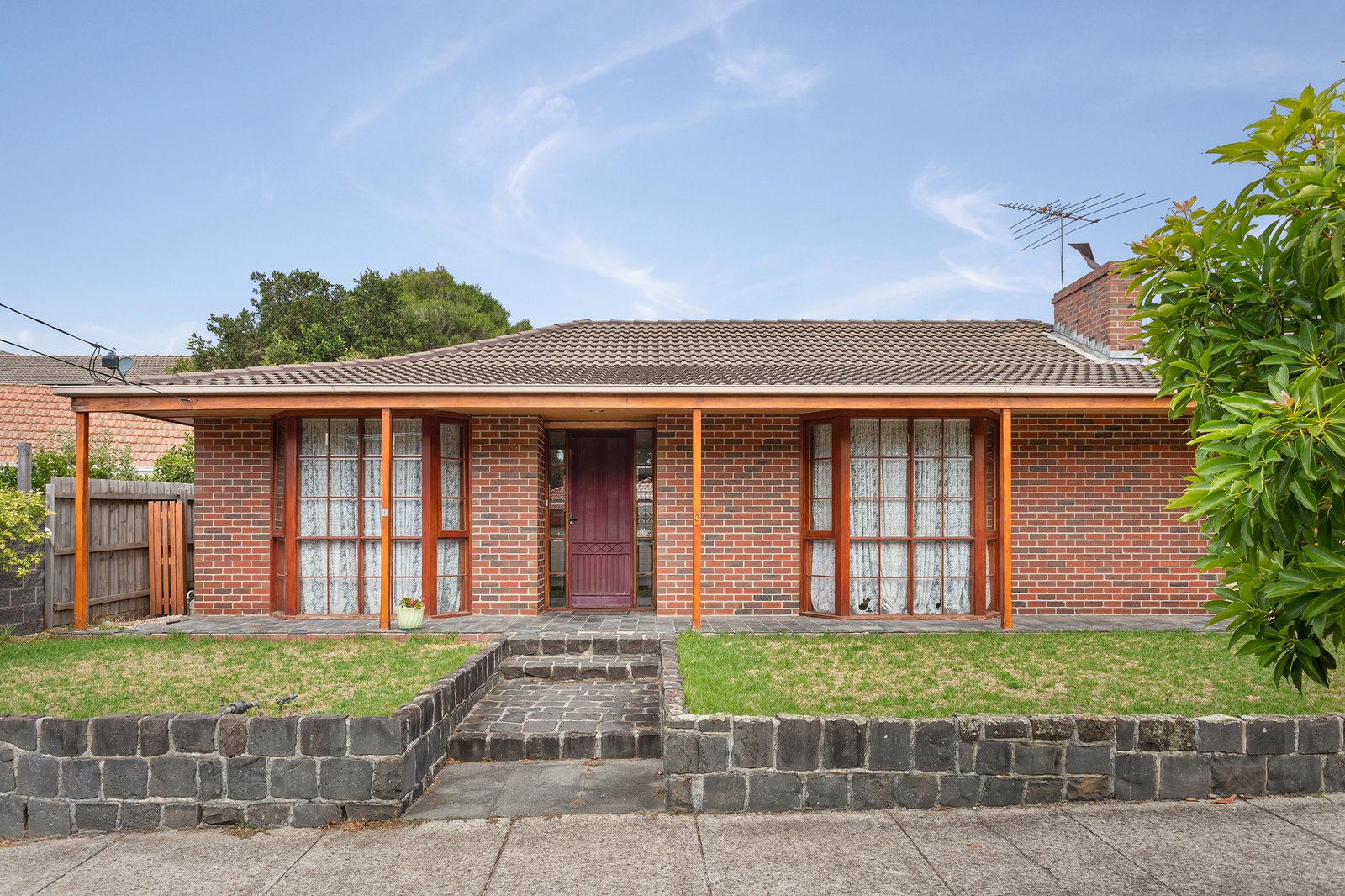 Real Estate and Property in 3 Hethersett Grove, Carnegie, VIC