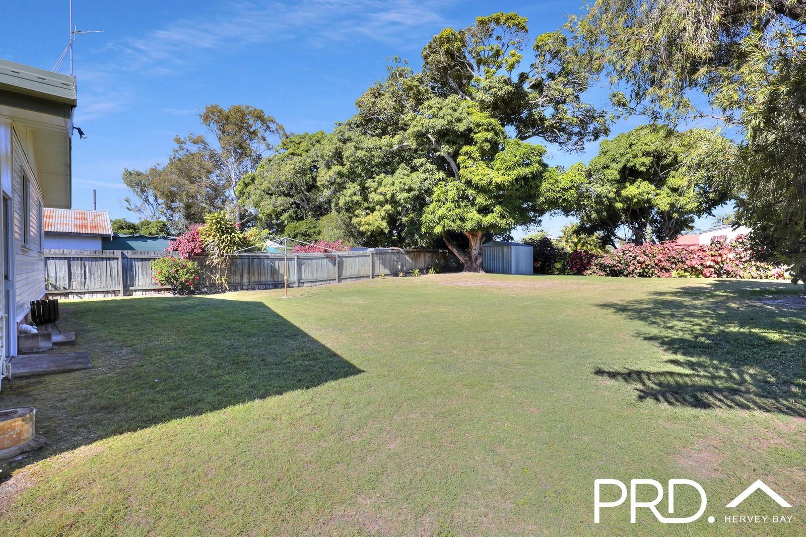 3 Hibiscus Street URANGAN 8