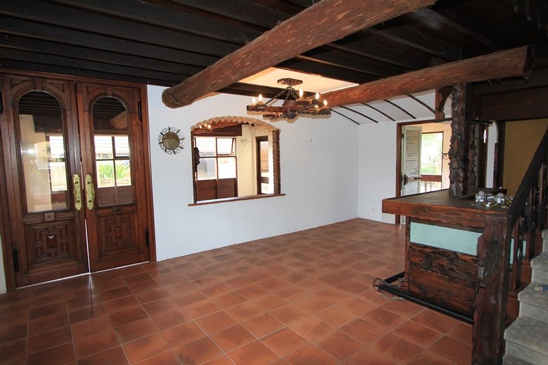 3 Hillview Parade ASHMORE 5