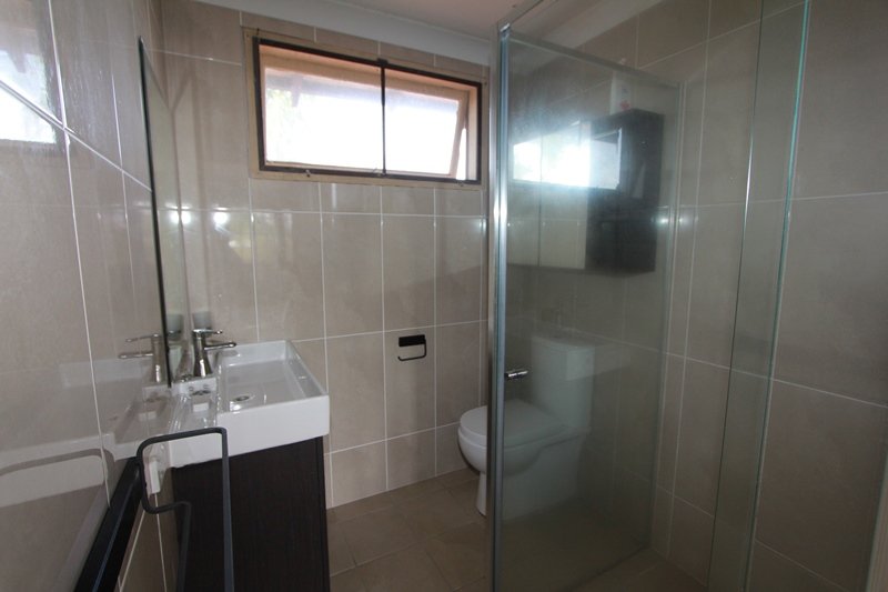 3 Hillview Parade ASHMORE 7