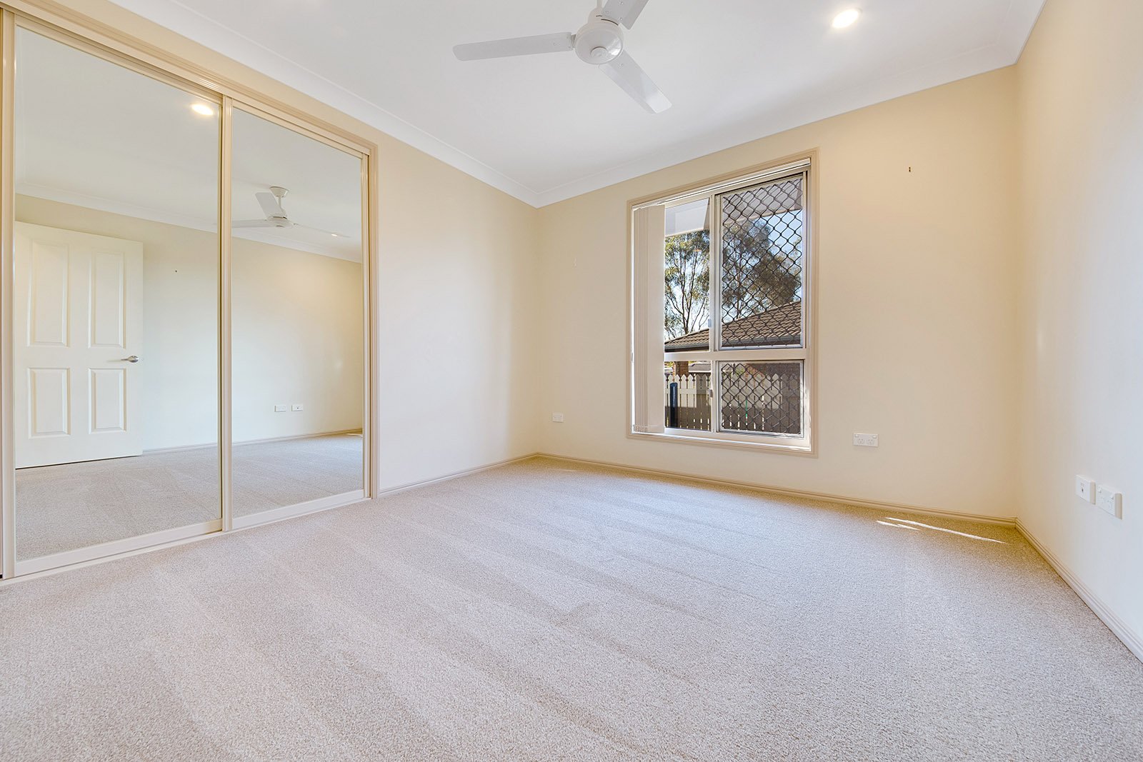 3 Hillview Place NEW AUCKLAND 9