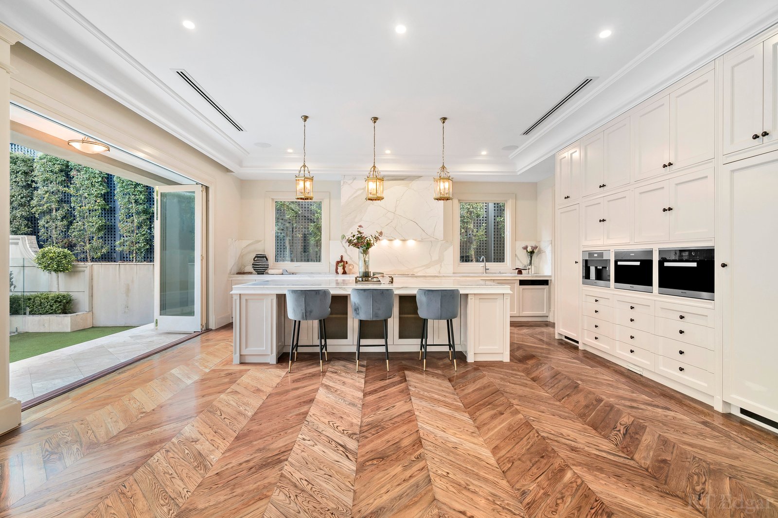 Real Estate and Property in 3 Hopetoun Avenue, Canterbury, VIC