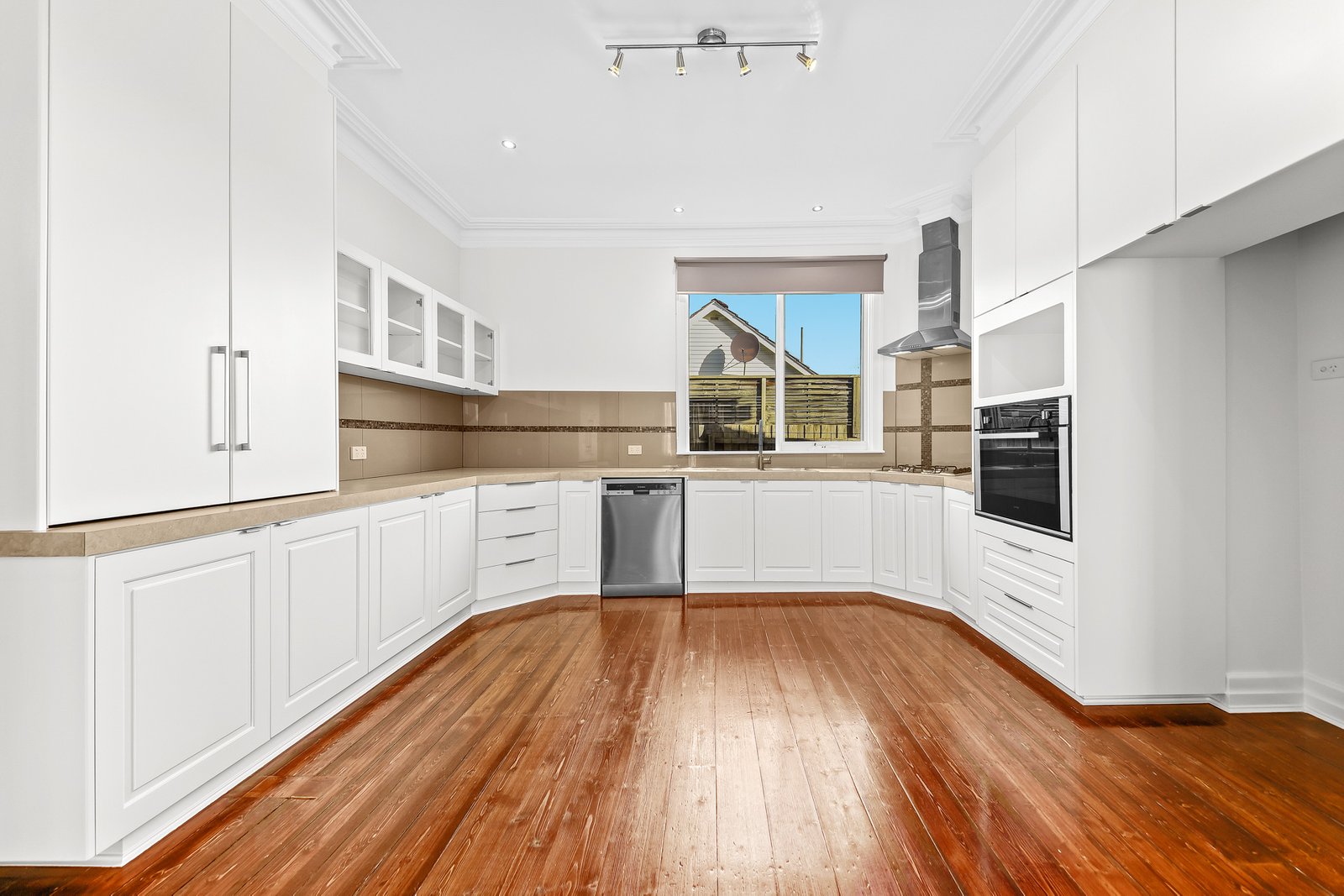 Gallery: 3 Hotham Street