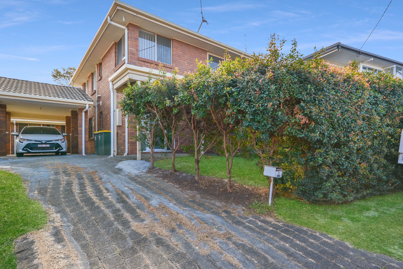 3 Hungerford Lane KINGSCLIFF 1