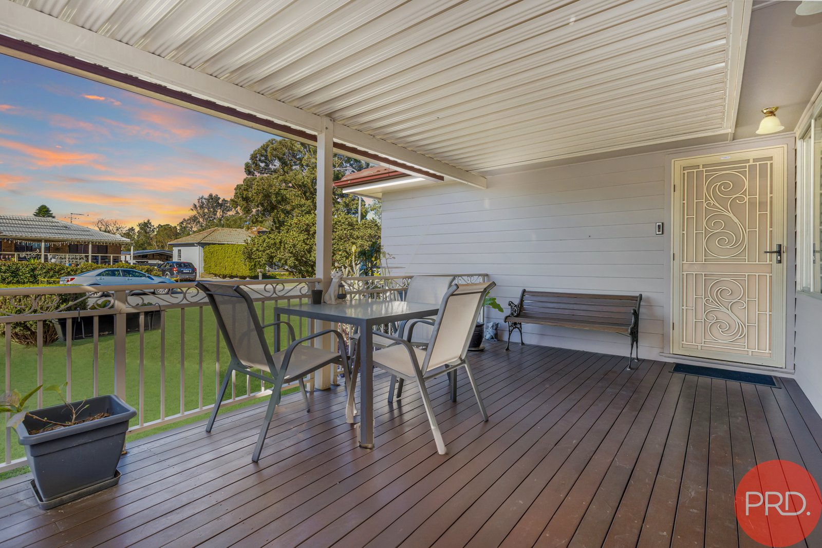 3 Hunter Close LOCHINVAR 2