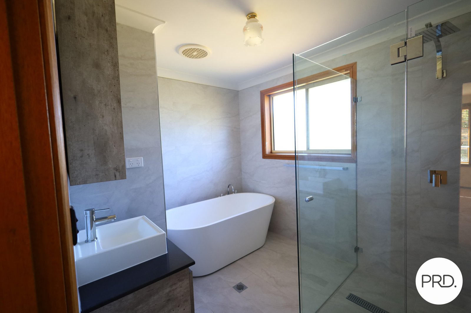 3 Ibis Crescent ORANGE 12