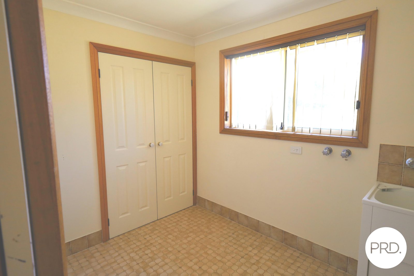 3 Ibis Crescent ORANGE 7