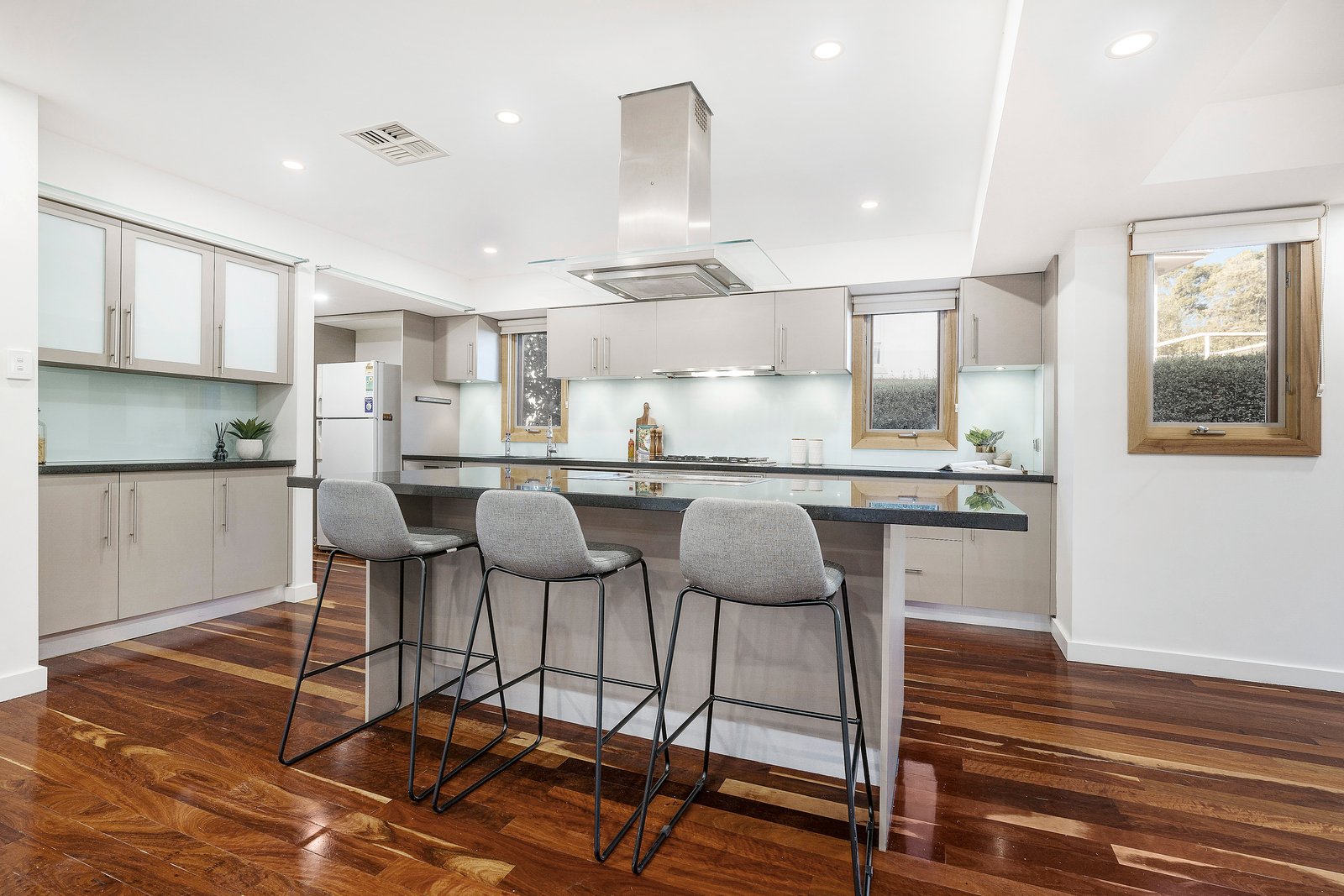 Real Estate and Property in 3 Idinia Court, Doncaster, VIC