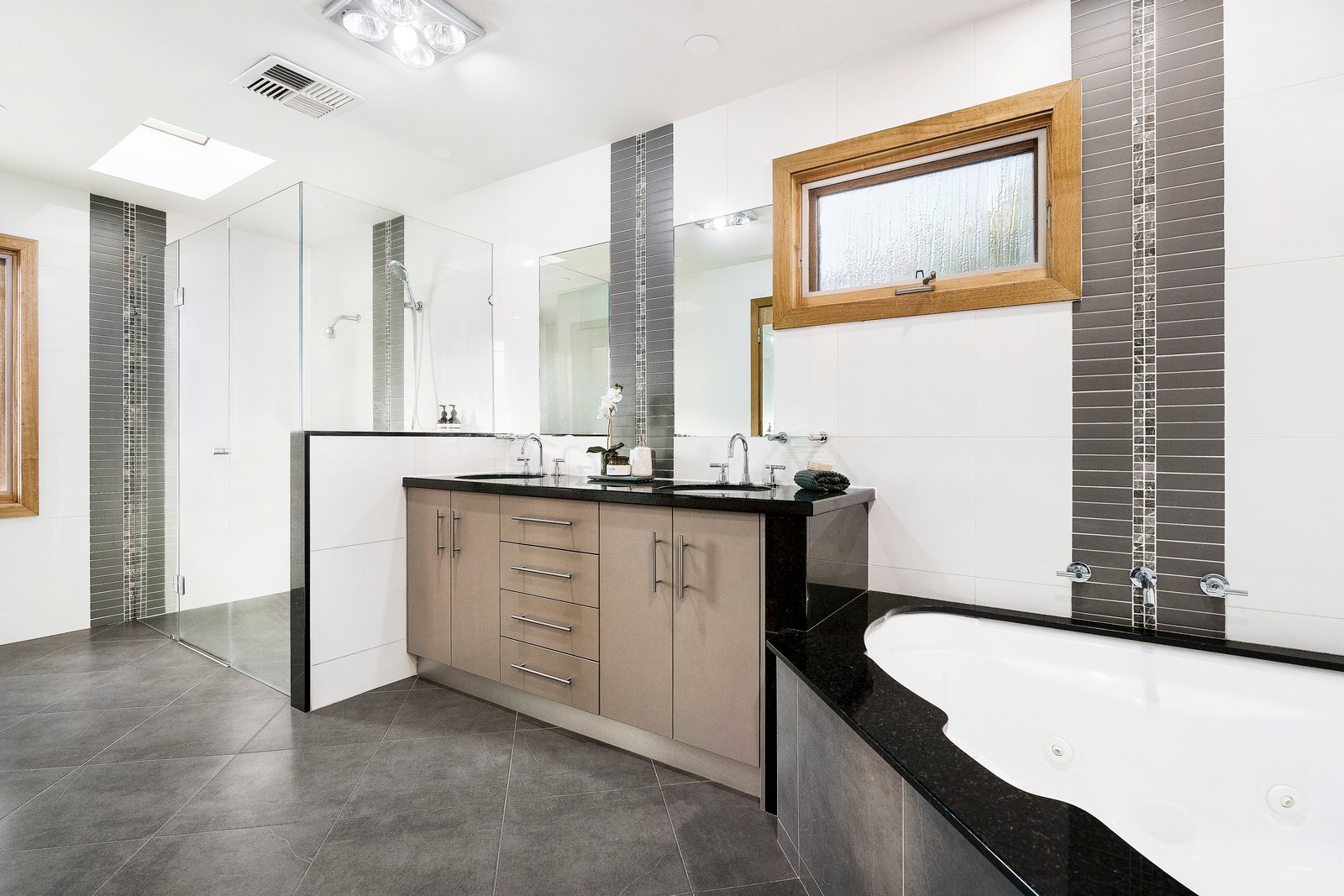 Real Estate and Property in 3 Idinia Court, Doncaster, VIC