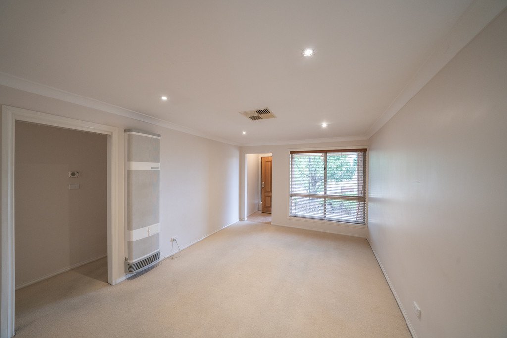 3 Illeura Road BOURKELANDS 4