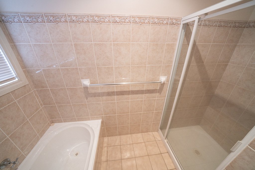 3 Illeura Road BOURKELANDS 8