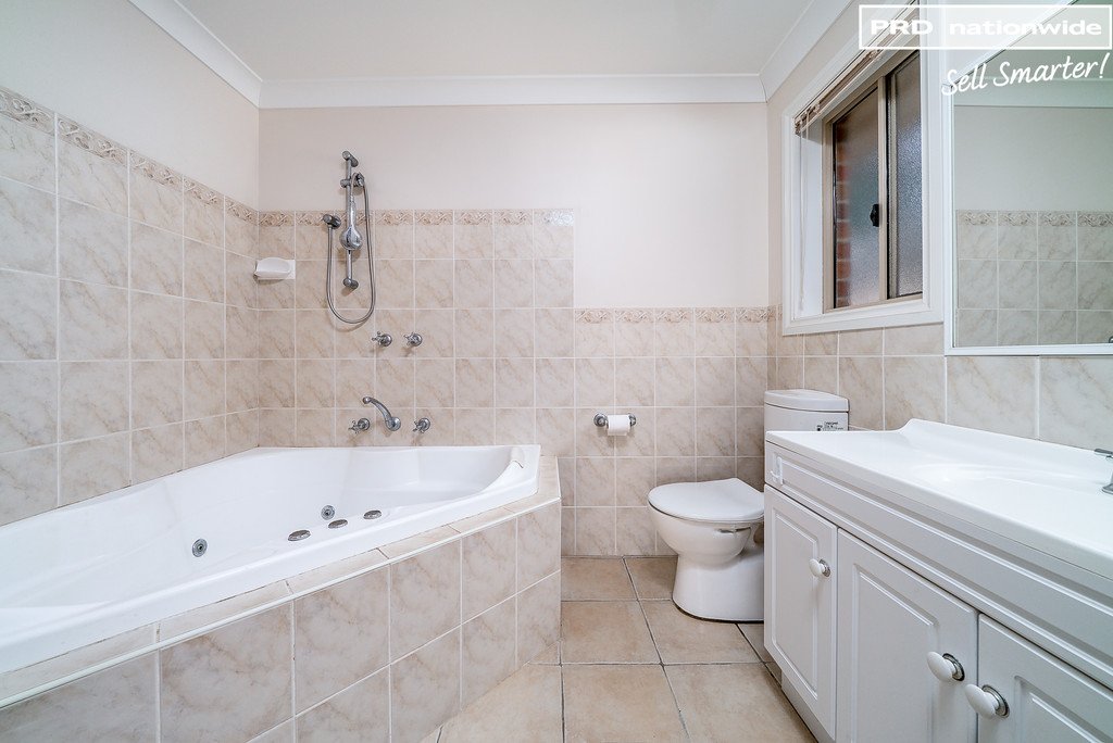 3 Illeura Road BOURKELANDS 3