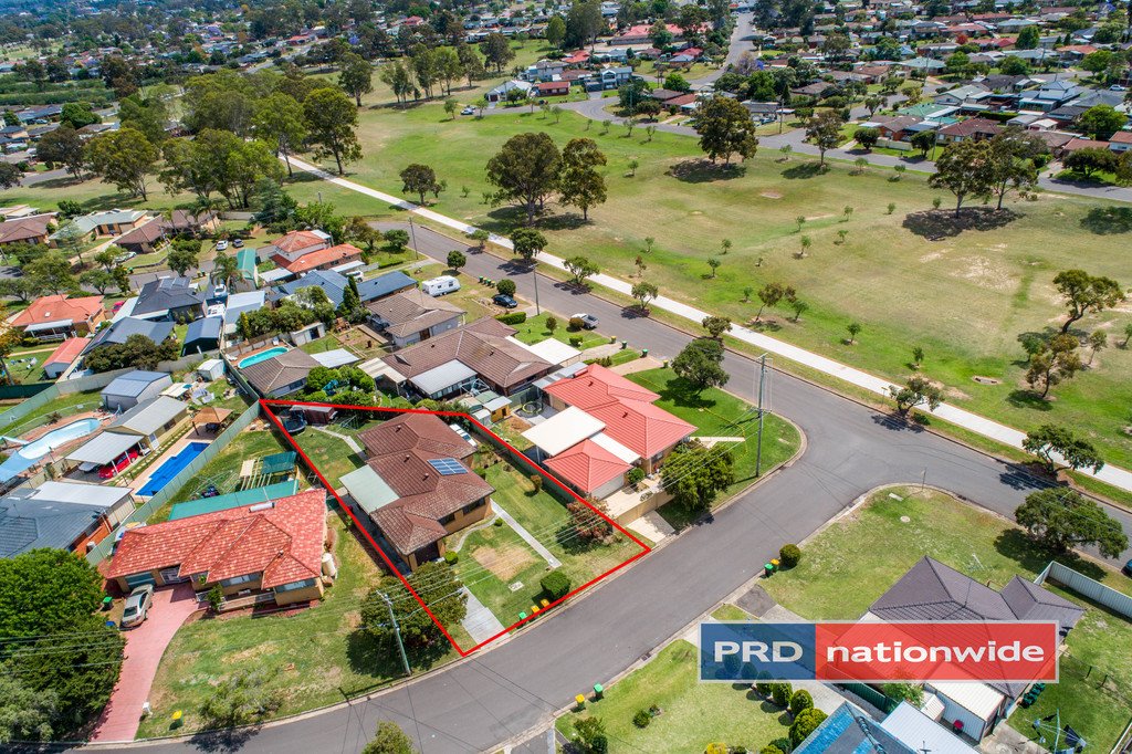 3 Inverness Road SOUTH PENRITH 2