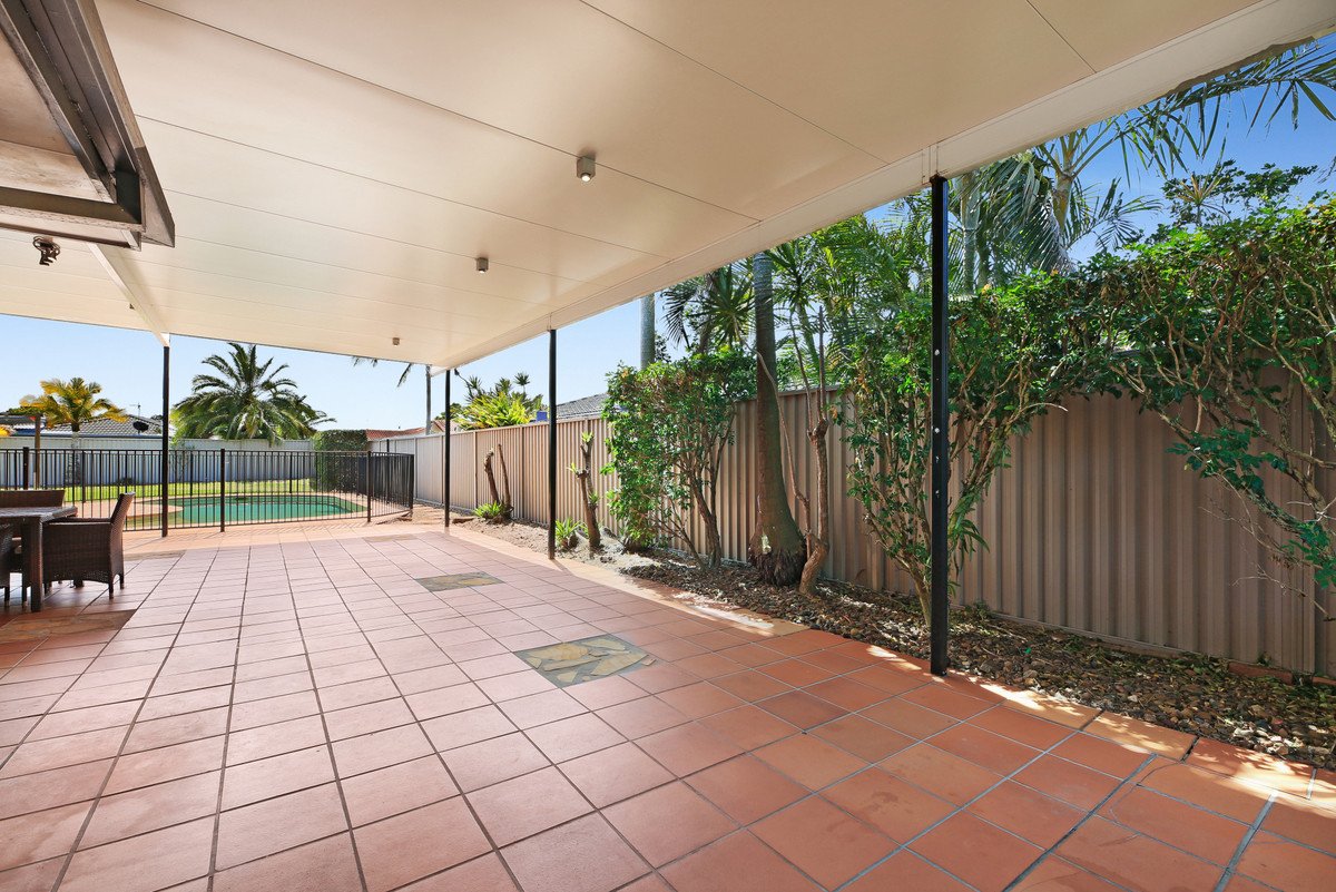 3 Ireby Court Mermaid Waters 16