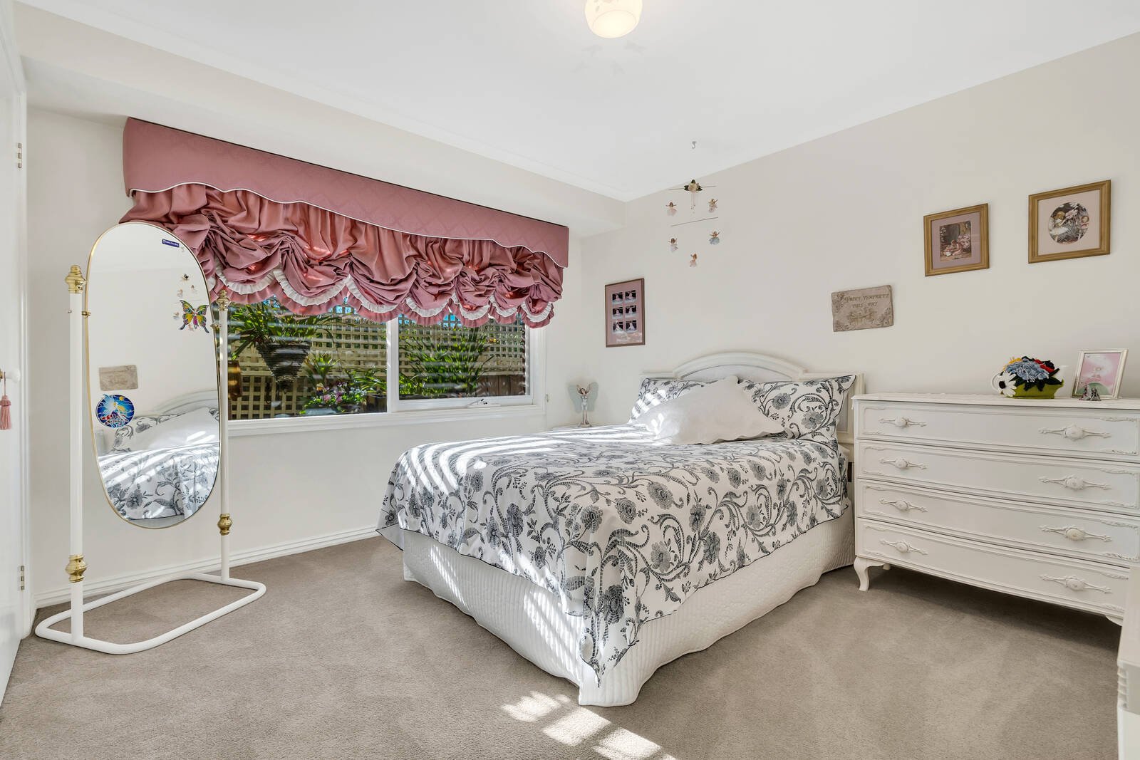 Real Estate and Property in 3 Jacksons Creek Way, Gisborne, VIC