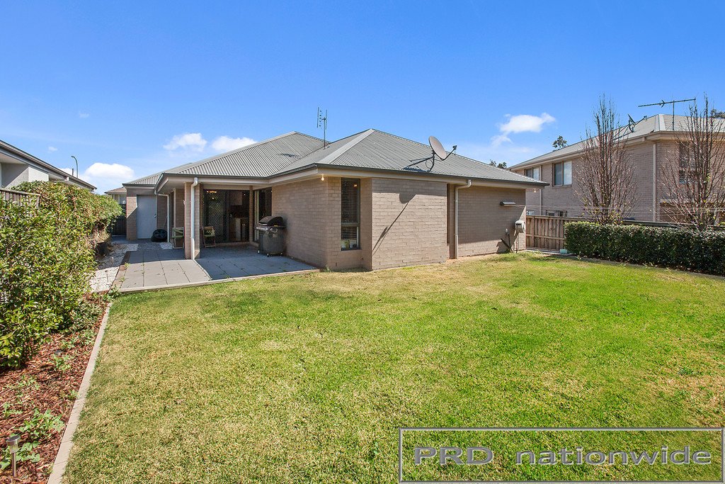 3 James Leslie Drive GILLIESTON HEIGHTS 8