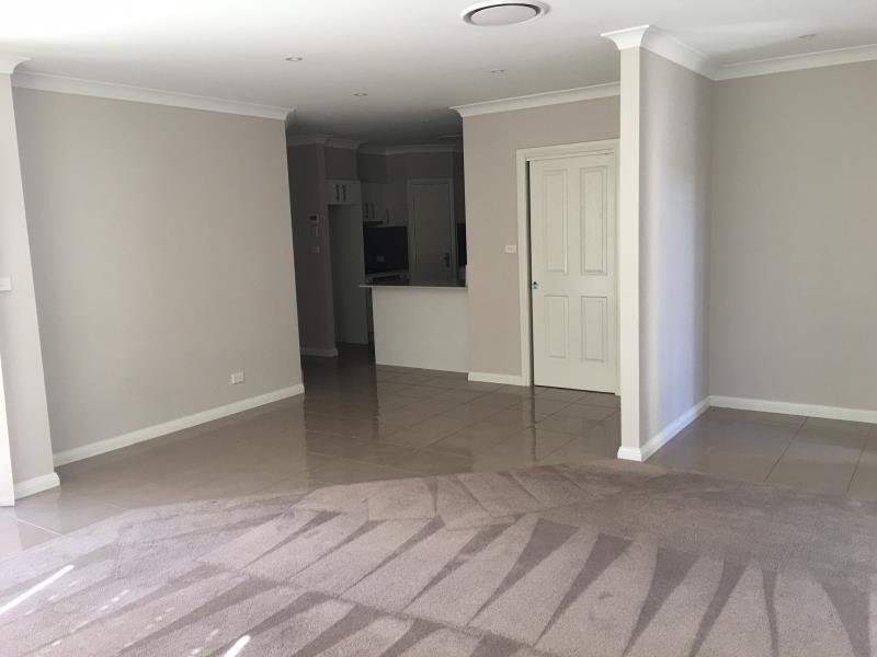 3 James Place TAMWORTH 2