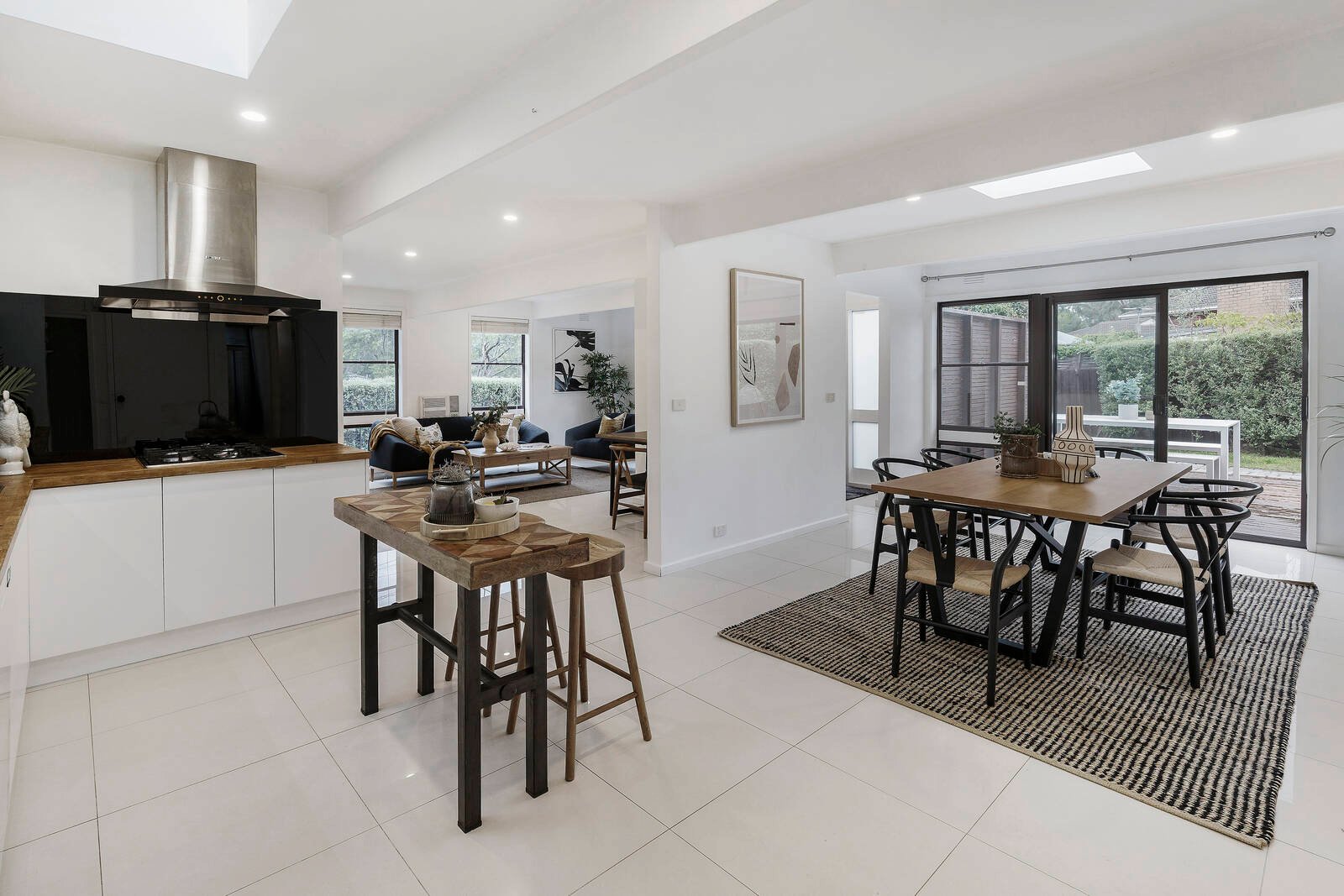 Real Estate and Property in 3 Janfourd Court, Mount Waverley, VIC