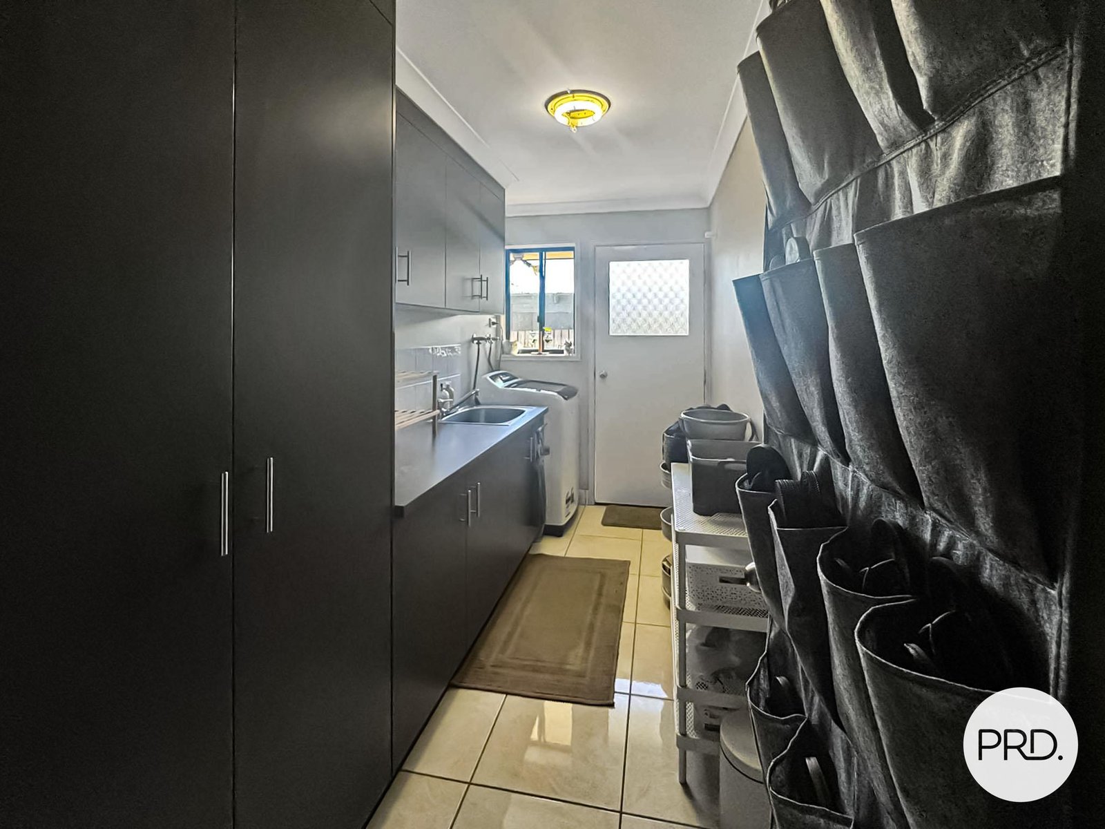 3 Jeana Close BOYNE ISLAND 21