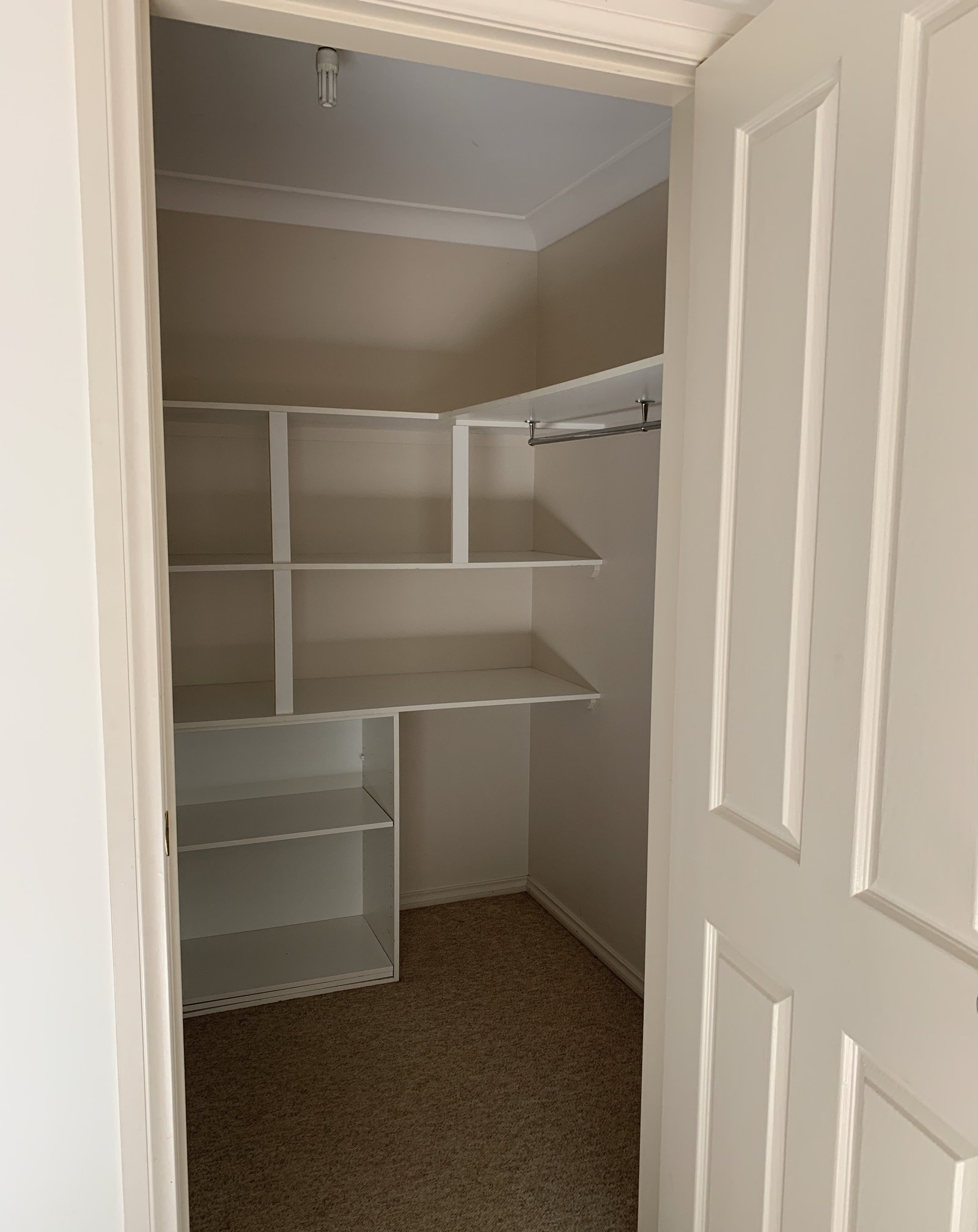 3 Jillabenan Close TUMUT 4