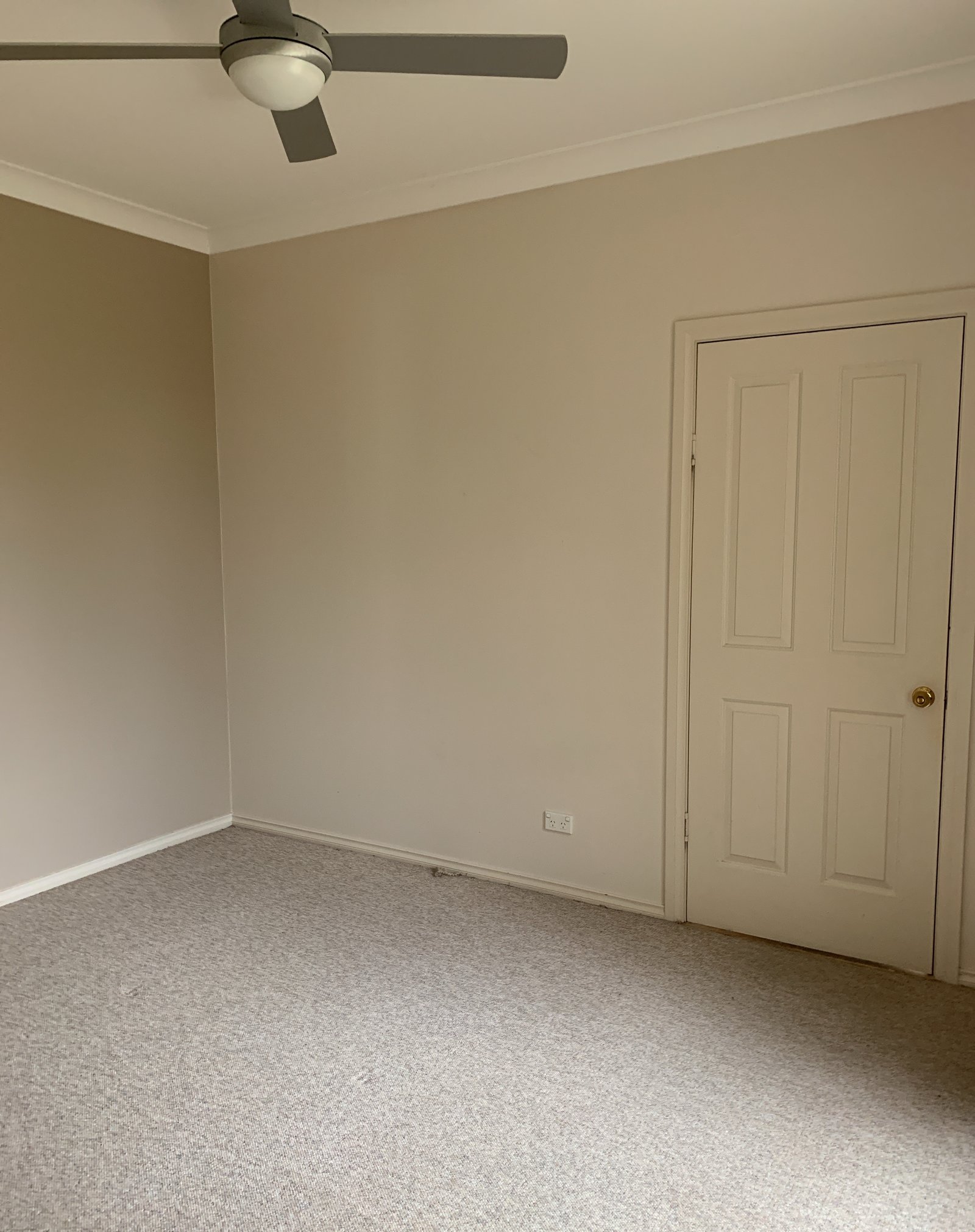 3 Jillabenan Close TUMUT 5