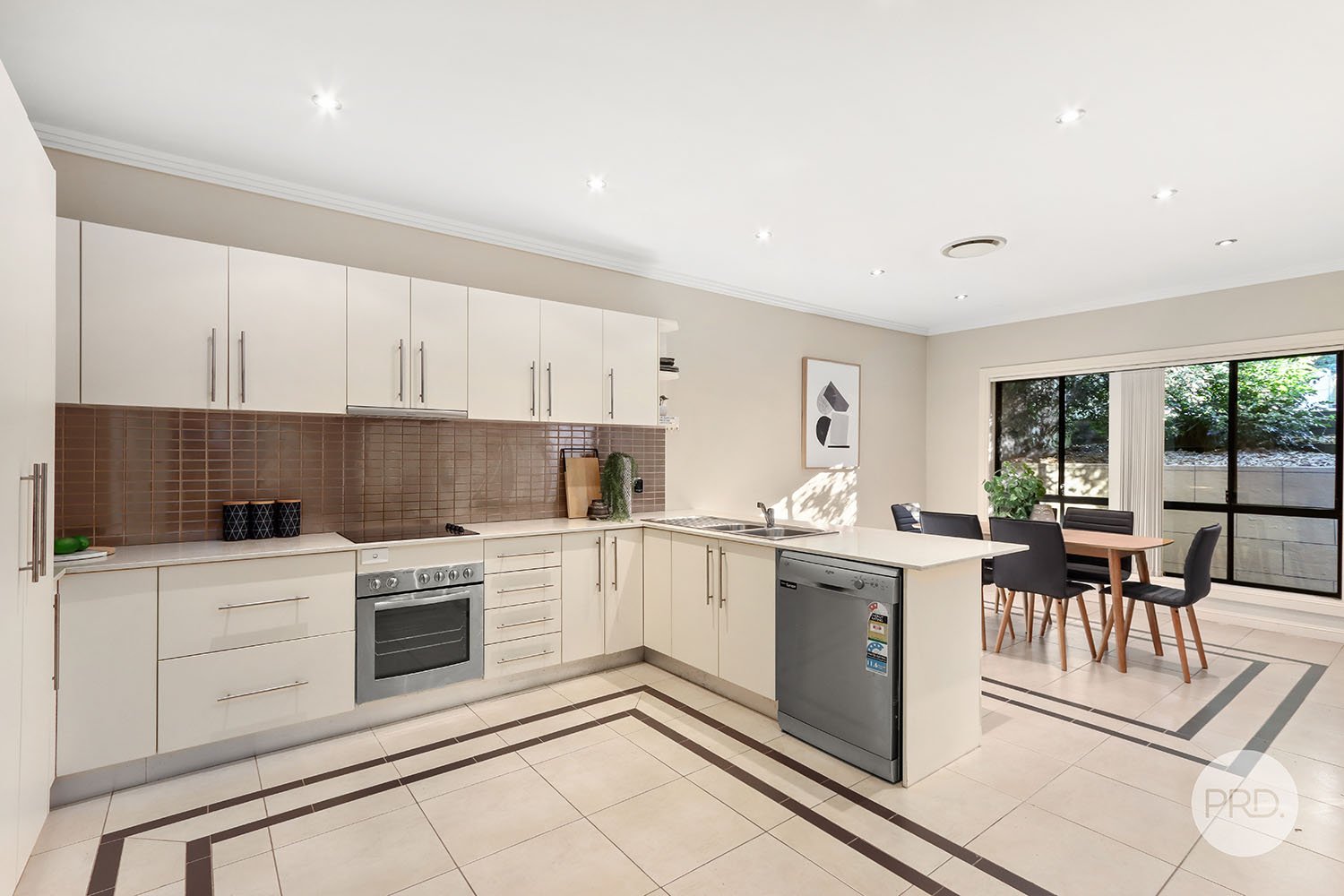 3 Johnstone Street PEAKHURST 3