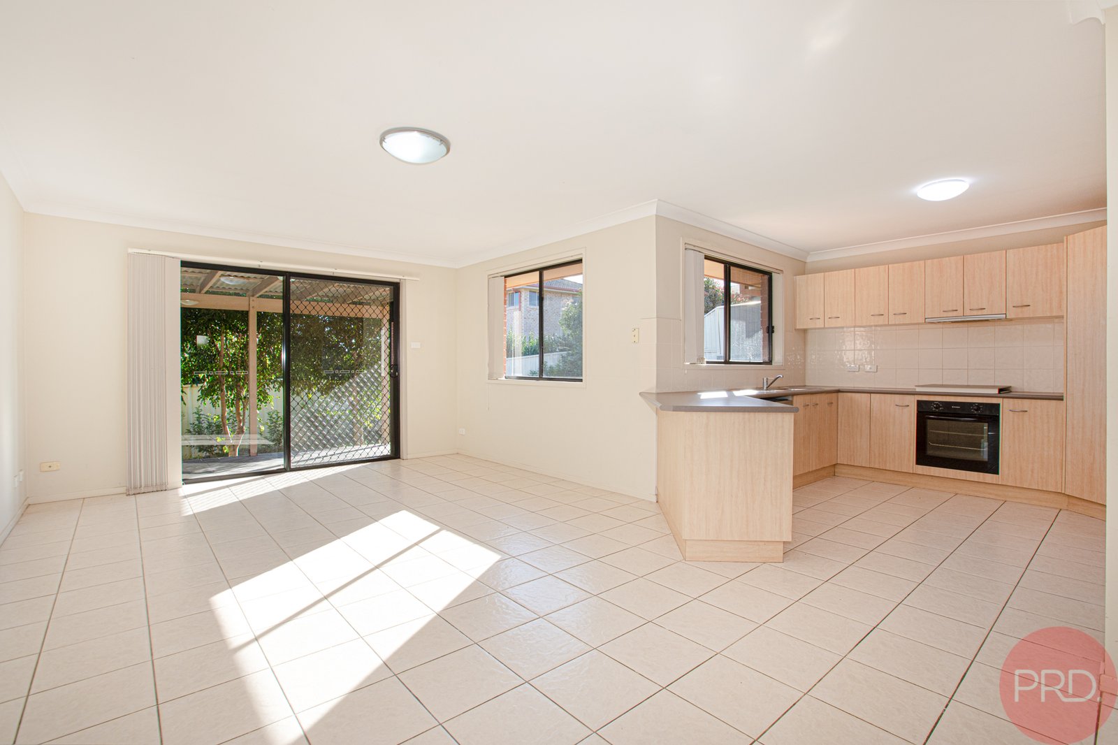 3 Joseph Close RUTHERFORD 5