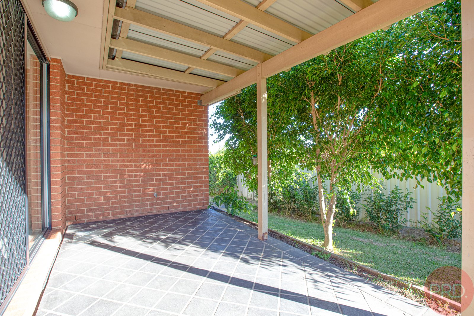 3 Joseph Close RUTHERFORD 17