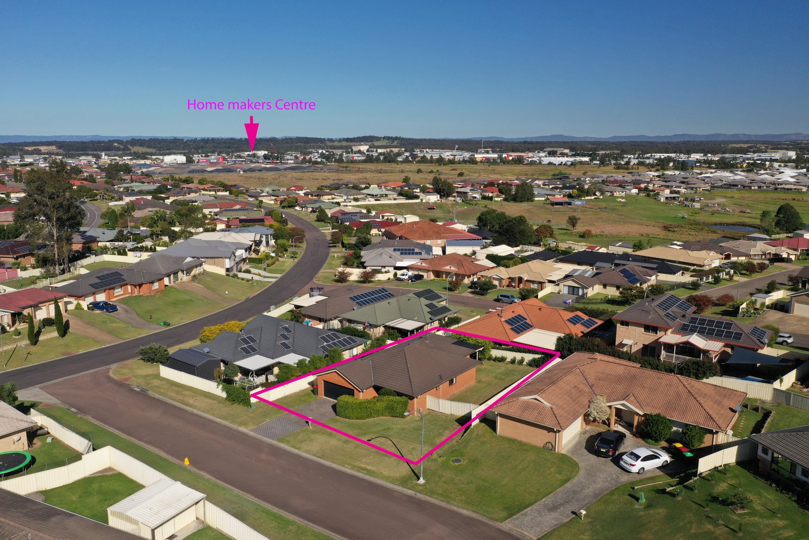 3 Joseph Close RUTHERFORD 19