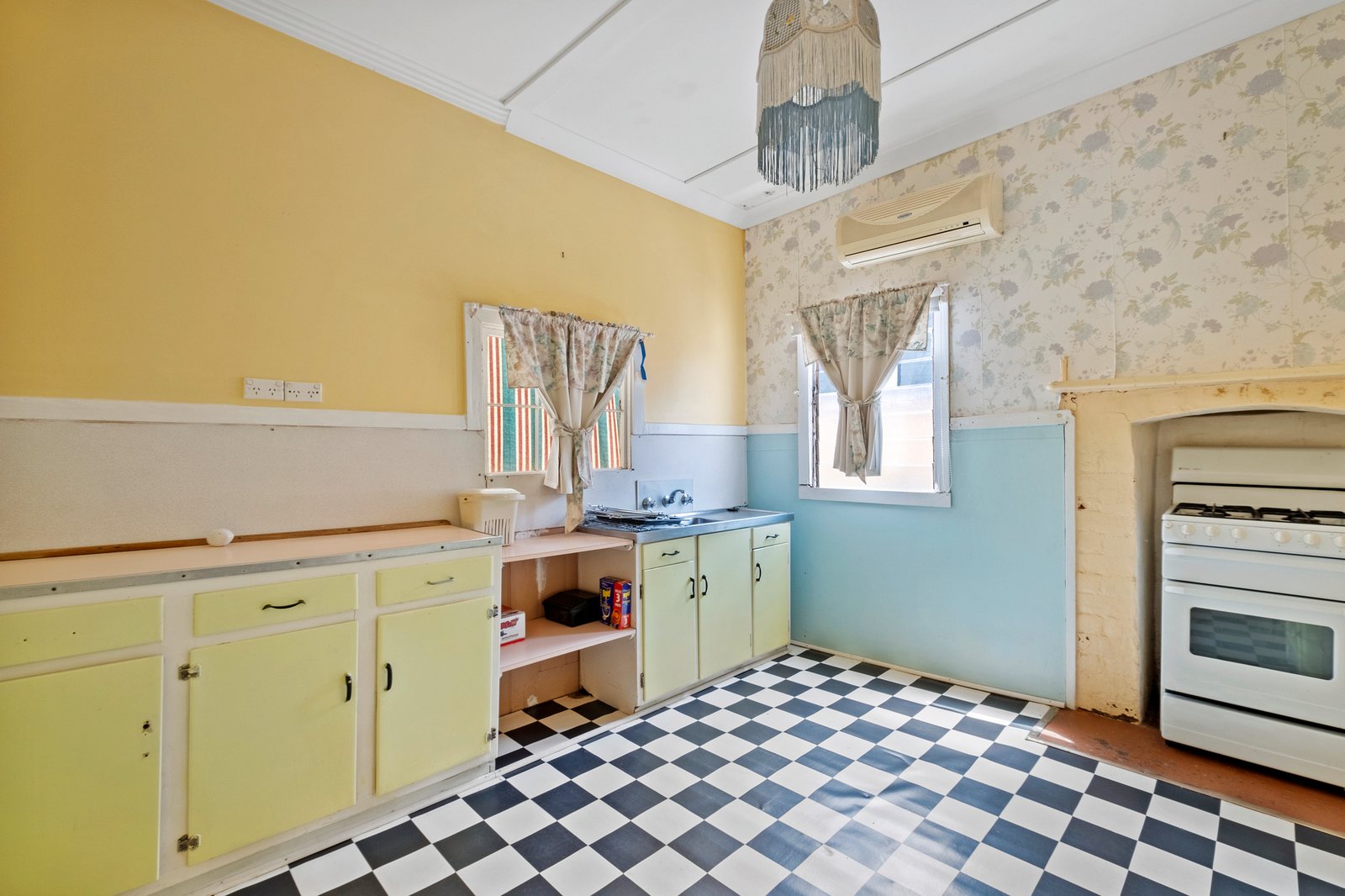 Gallery: 3 Joseph Street