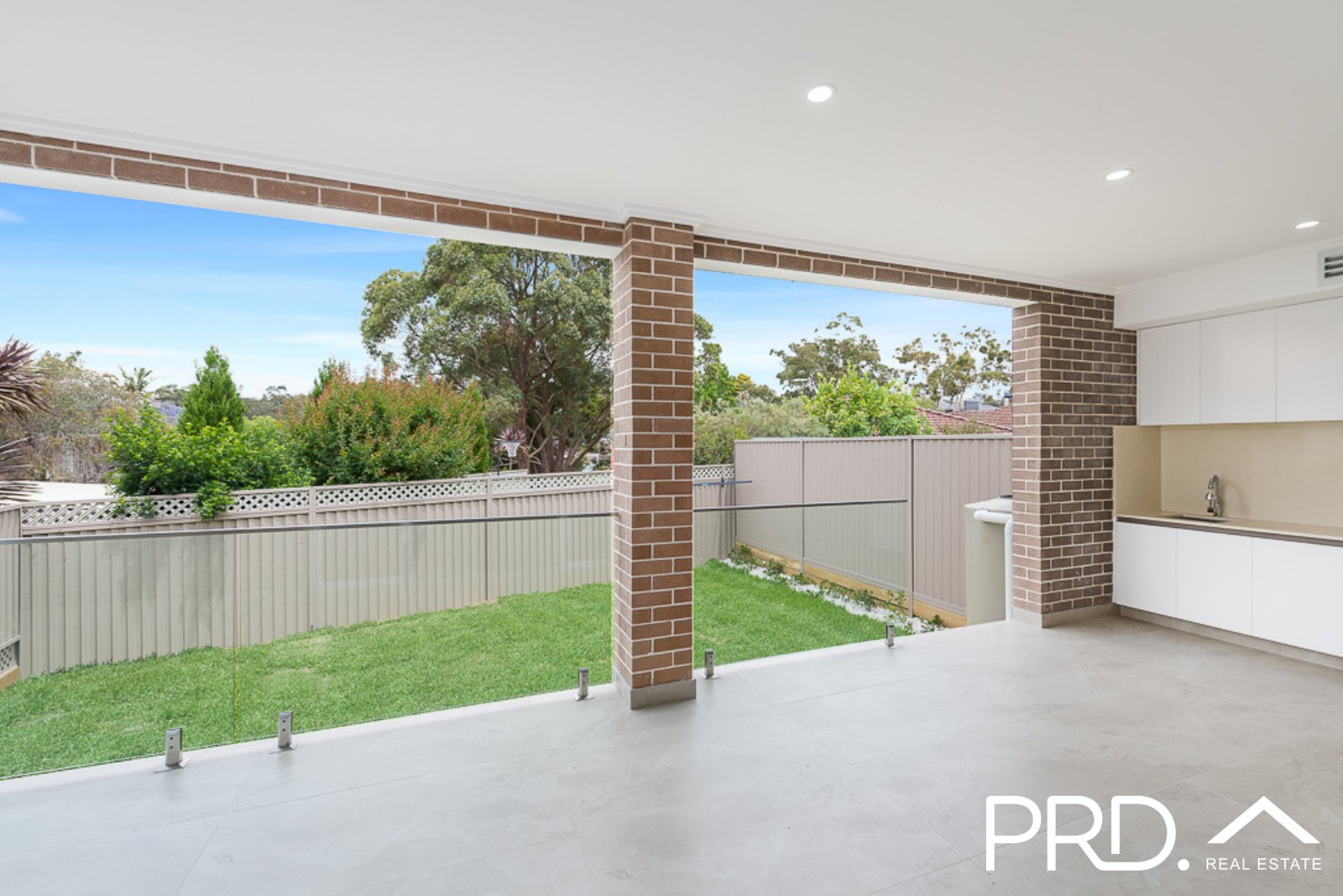 3 Joyce Avenue PICNIC POINT 7