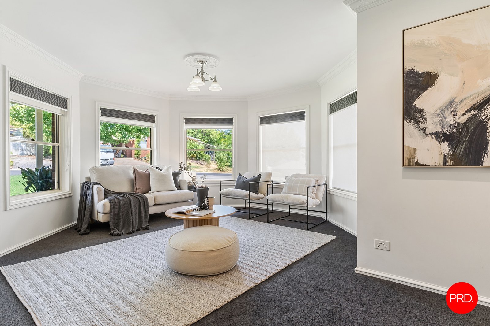 3 Kate Close KENNINGTON 9