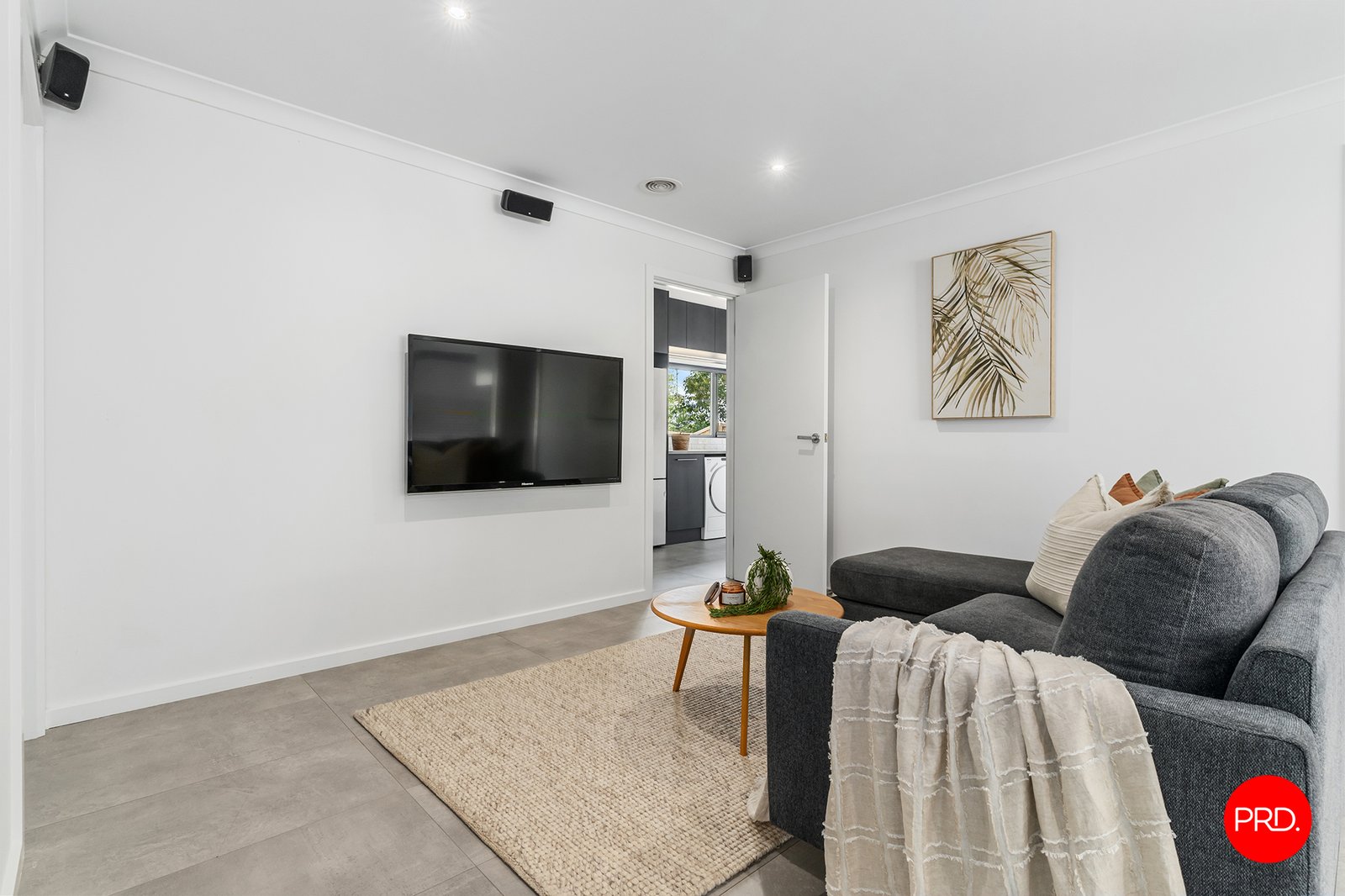 3 Kate Close KENNINGTON 20